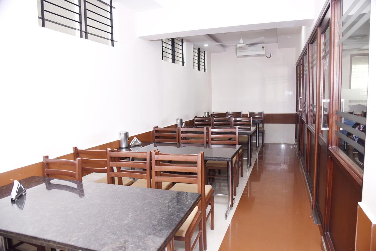 Hotel Akshayadhara Subrahmanya Ngoại thất bức ảnh