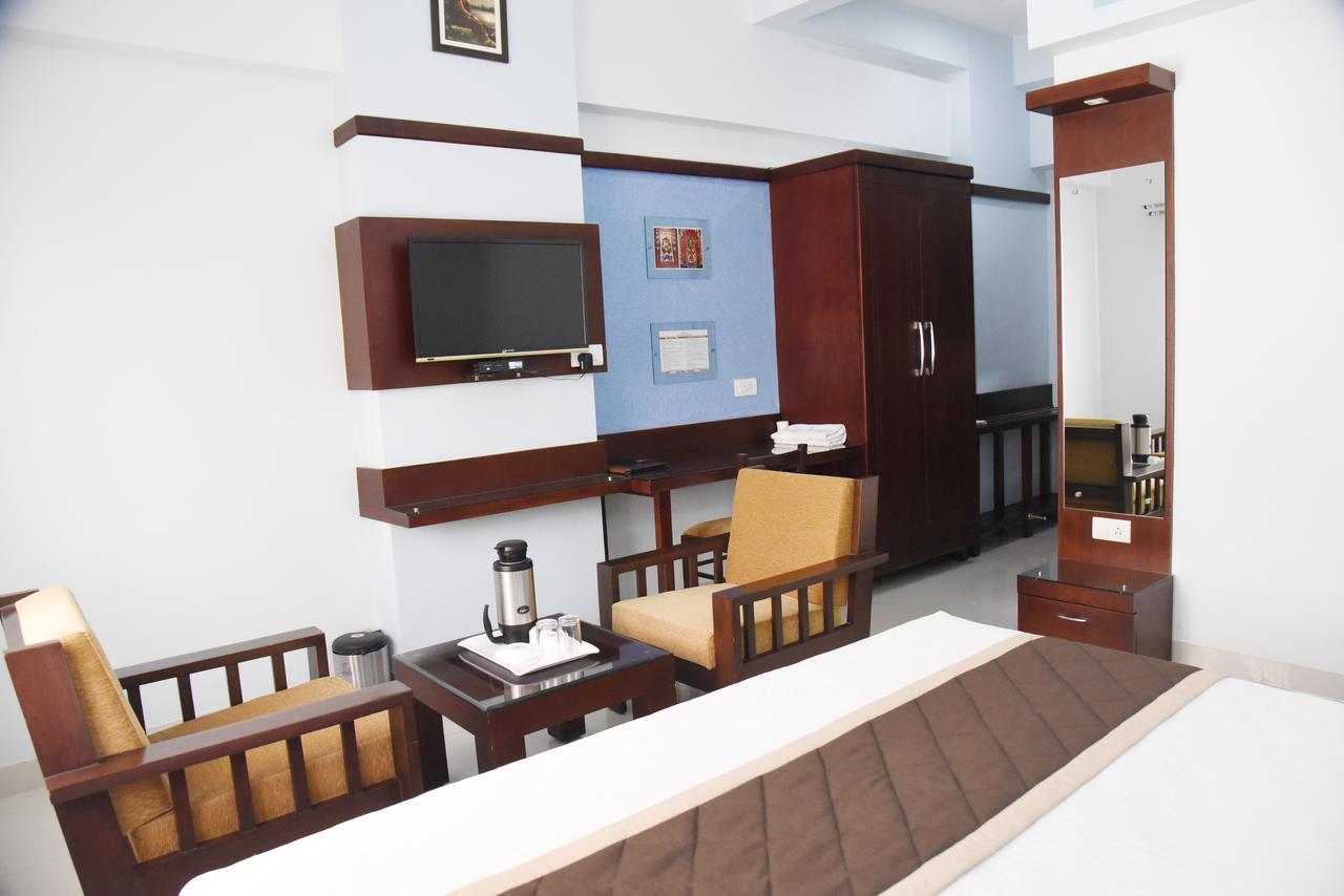 Hotel Akshayadhara Subrahmanya Ngoại thất bức ảnh