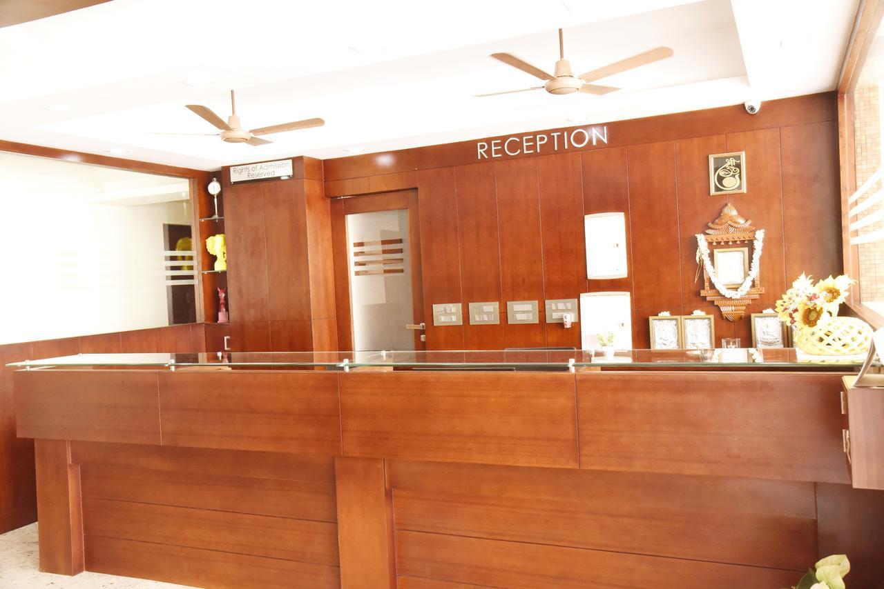 Hotel Akshayadhara Subrahmanya Ngoại thất bức ảnh