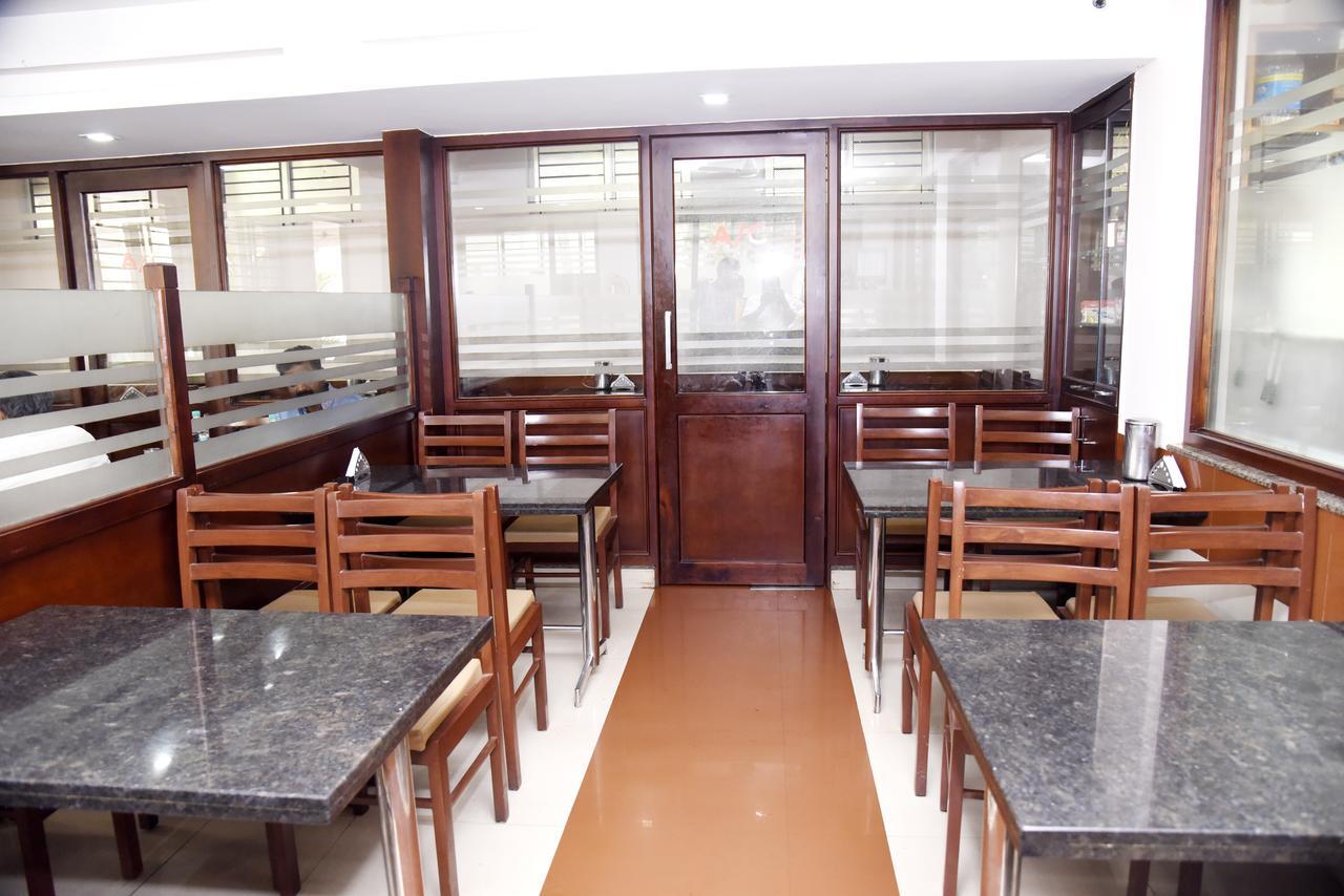 Hotel Akshayadhara Subrahmanya Ngoại thất bức ảnh