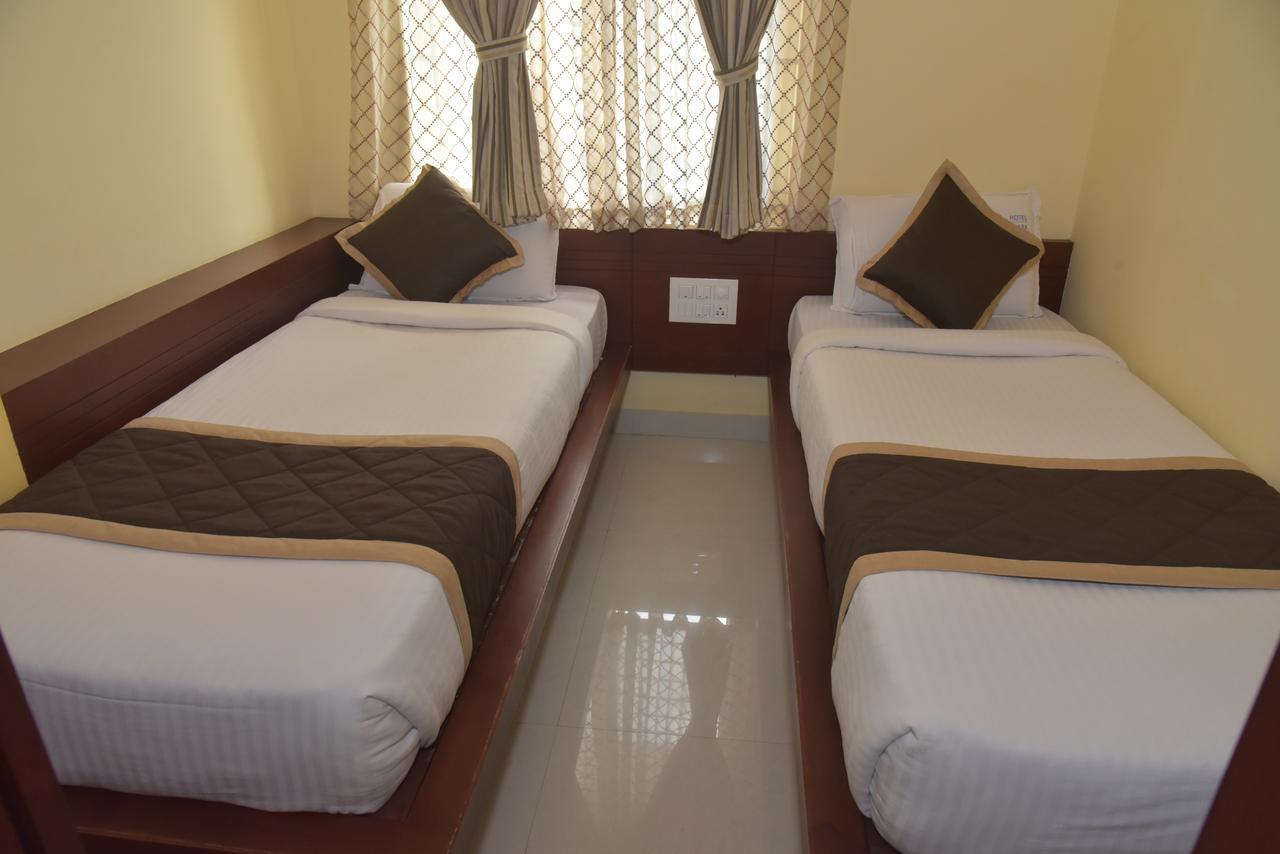 Hotel Akshayadhara Subrahmanya Ngoại thất bức ảnh