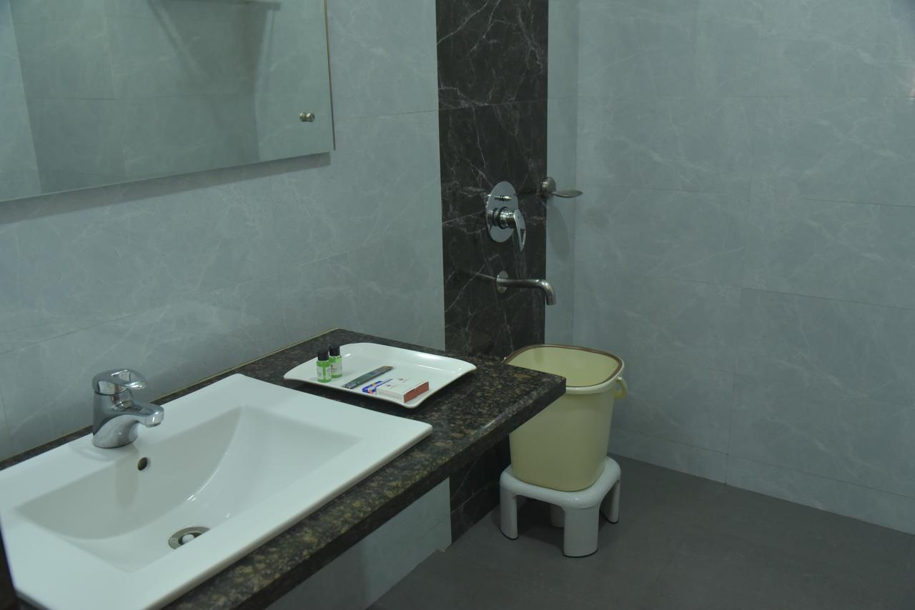 Hotel Akshayadhara Subrahmanya Ngoại thất bức ảnh